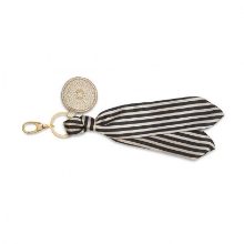CARRIE SCARF KEYRING CHARM BLACK/GOLD